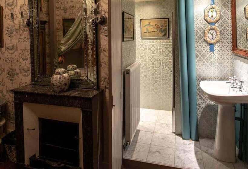 ベッドアンドブレックファースト Chateau De La Lande