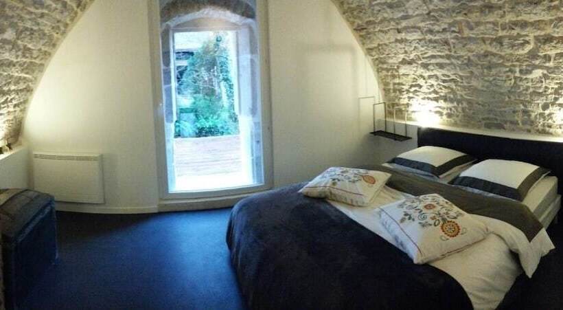 ベッドアンドブレックファースト Gite De Pierre Et De Lumière