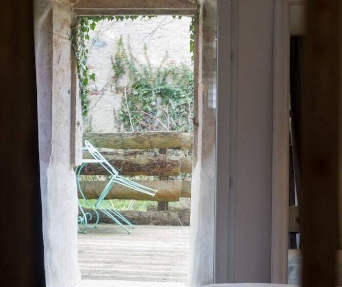 ベッドアンドブレックファースト Gite De Pierre Et De Lumière