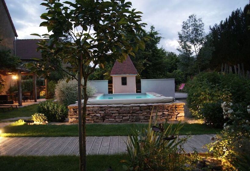 ベッドアンドブレックファースト Gite De Pierre Et De Lumière