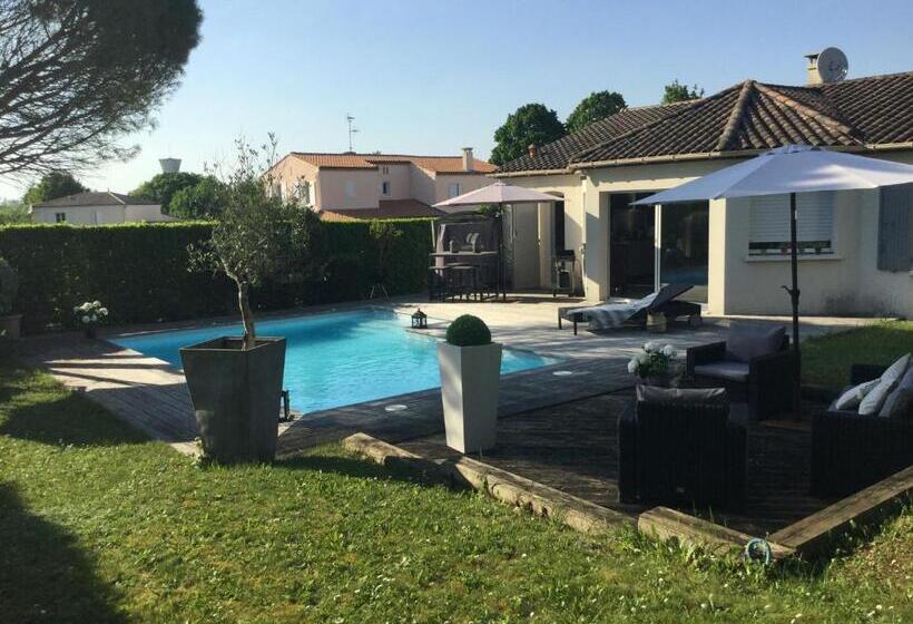 Bed and Breakfast La Maison Des Eaux Claires