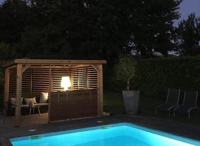 Bed and Breakfast La Maison Des Eaux Claires