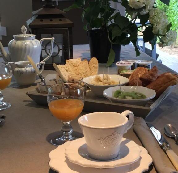 Bed and Breakfast La Maison Des Eaux Claires