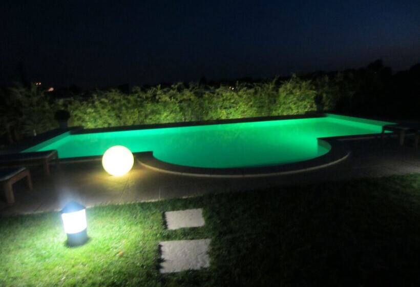 ベッドアンドブレックファースト Marinella B