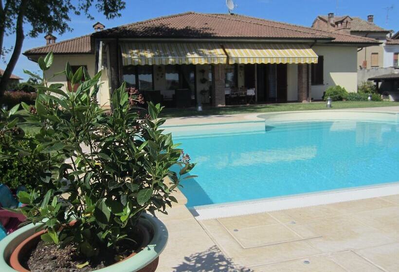 ベッドアンドブレックファースト Marinella B