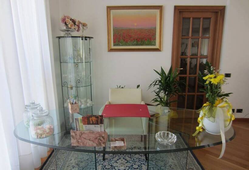 ベッドアンドブレックファースト Marinella B