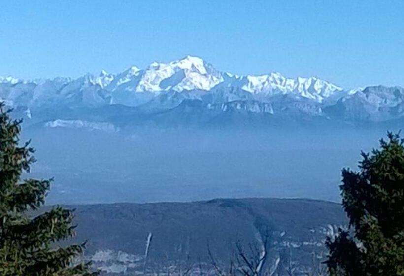 צימר Valreley, Chambres Et Table D Hôtes Eco Friendly Avec Bain Nordique Au Sud Du Massif Du Jura