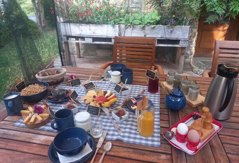 مبيت وإفطار Valreley, Chambres Et Table D Hôtes Eco Friendly Avec Bain Nordique Au Sud Du Massif Du Jura
