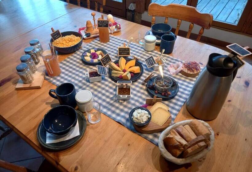 צימר Valreley, Chambres Et Table D Hôtes Eco Friendly Avec Bain Nordique Au Sud Du Massif Du Jura