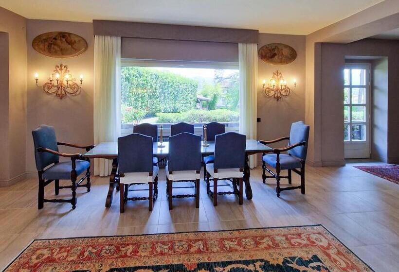 مبيت وإفطار Villa Sarchi