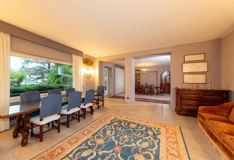 مبيت وإفطار Villa Sarchi