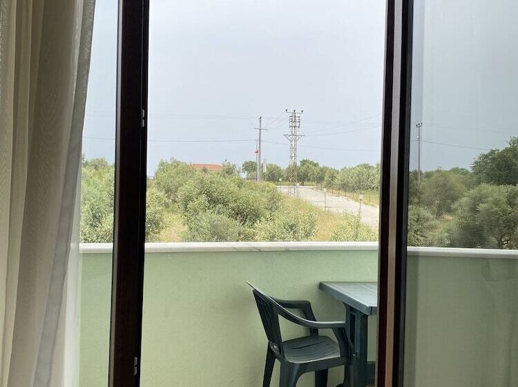 Güneş Yönü Omay Otel