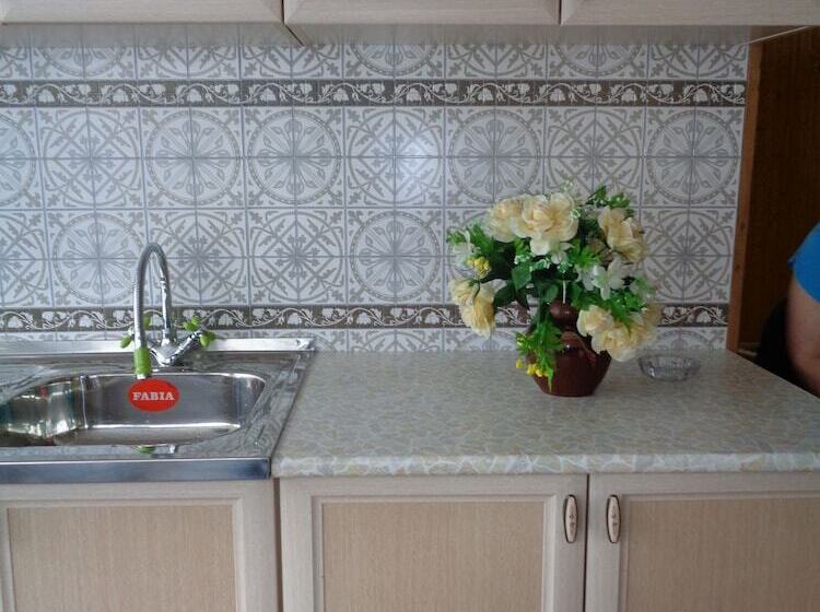 Guesthouse On Ordzhonikidze 18