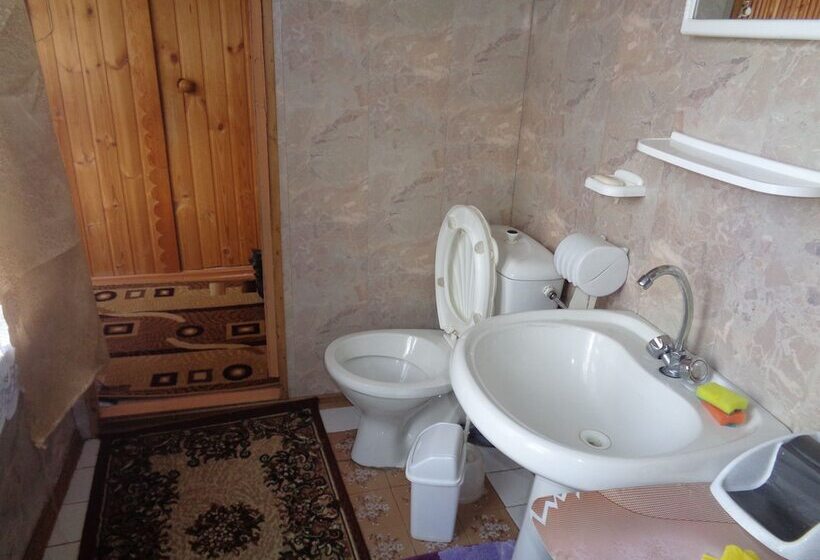 Guesthouse On Ordzhonikidze 18