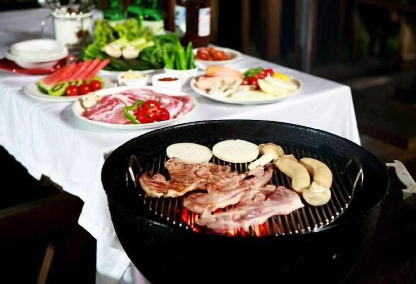 Hapcheonho View Smile Pension