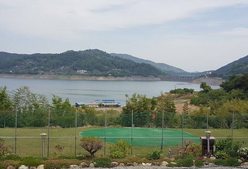 Hapcheonho View Smile Pension