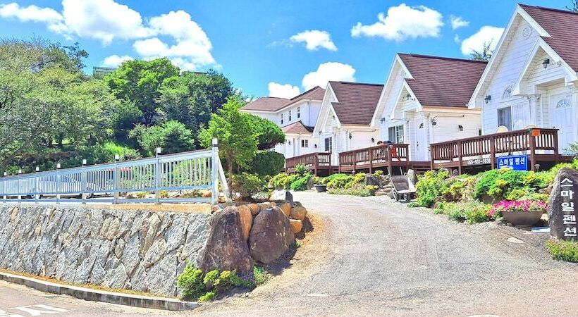 Hapcheonho View Smile Pension