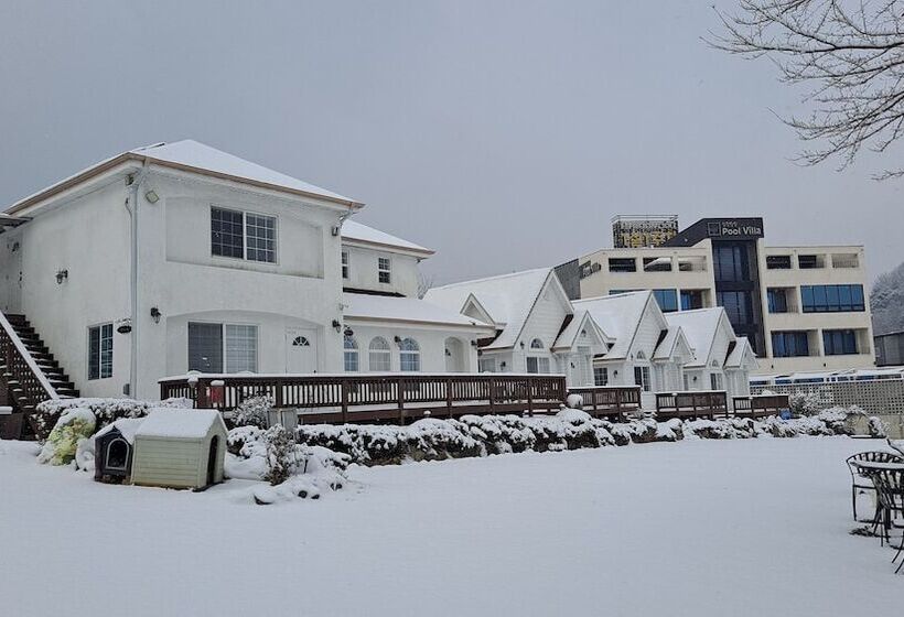 Hapcheonho View Smile Pension