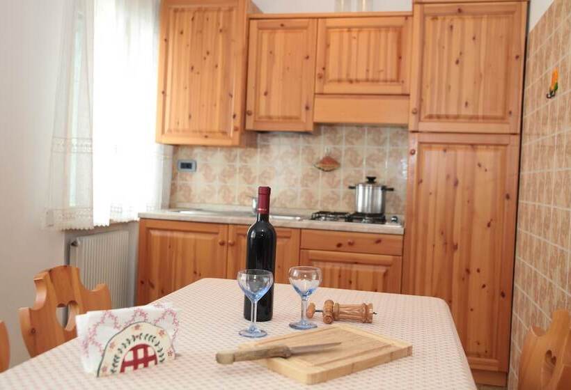 여관 Albergo Diffuso Valcellina E Val Vajont In Claut