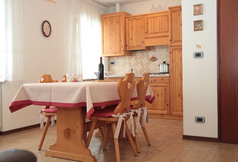 여관 Albergo Diffuso Valcellina E Val Vajont In Claut