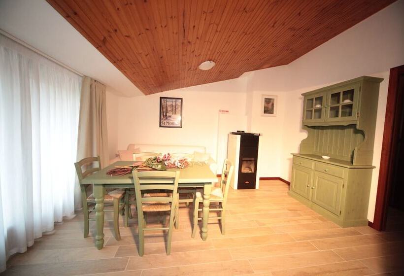 여관 Albergo Diffuso Valcellina E Val Vajont In Claut