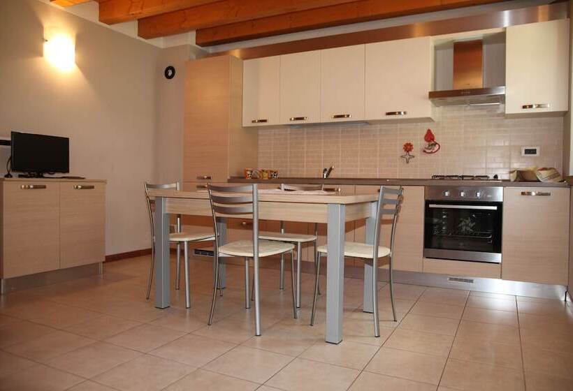 여관 Albergo Diffuso Valcellina E Val Vajont In Claut