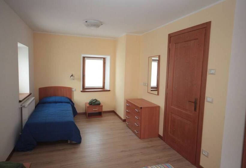 簡易ホテル Albergo Diffuso Valcellina Val Vajont In Cimolais
