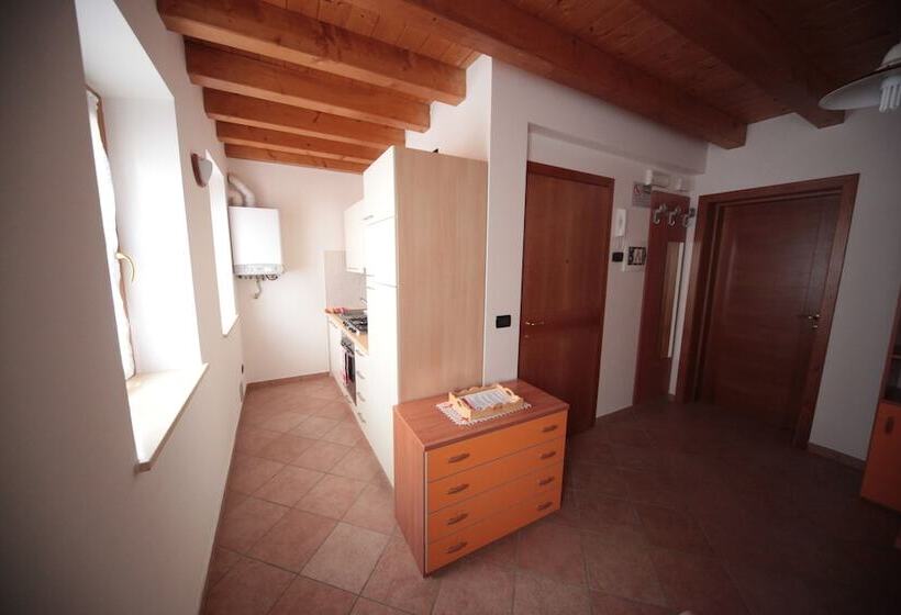 簡易ホテル Albergo Diffuso Valcellina Val Vajont In Cimolais