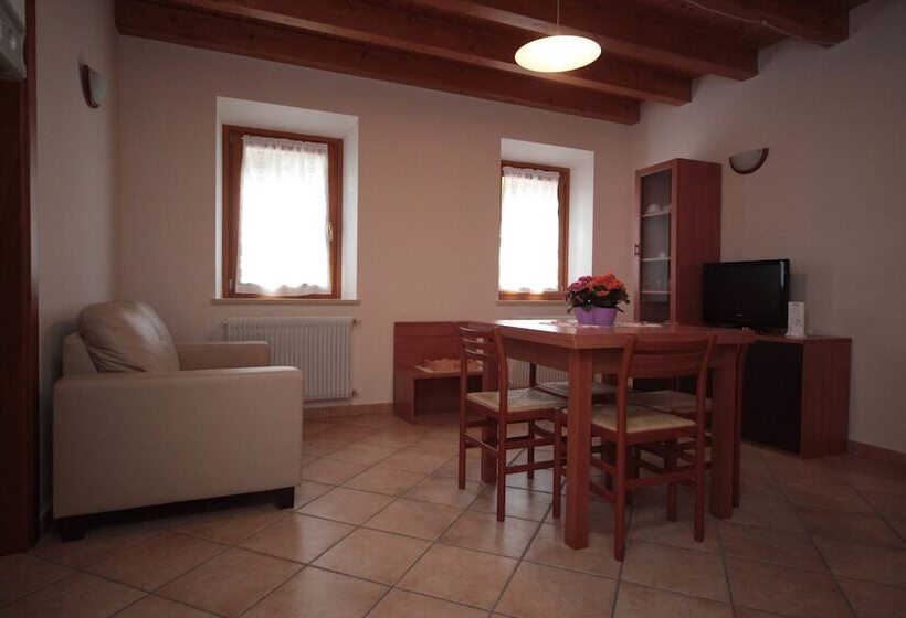 簡易ホテル Albergo Diffuso Valcellina Val Vajont In Cimolais