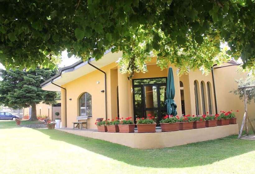 여관 La Giurranda Country Residence