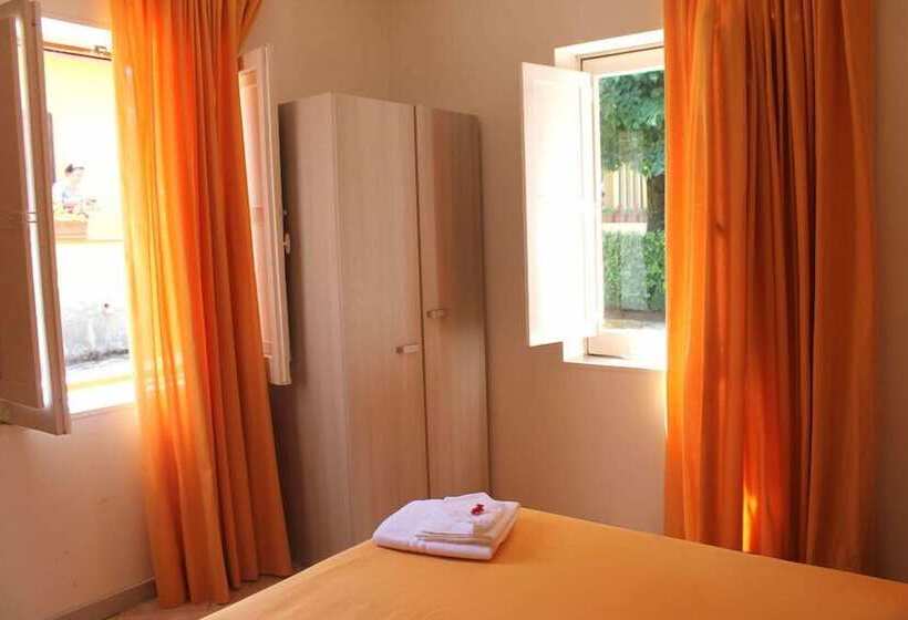 여관 La Giurranda Country Residence