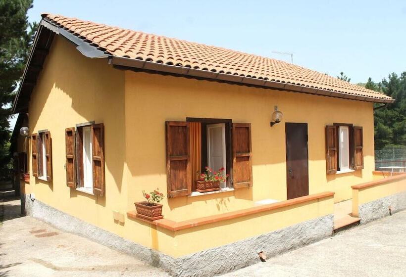 여관 La Giurranda Country Residence