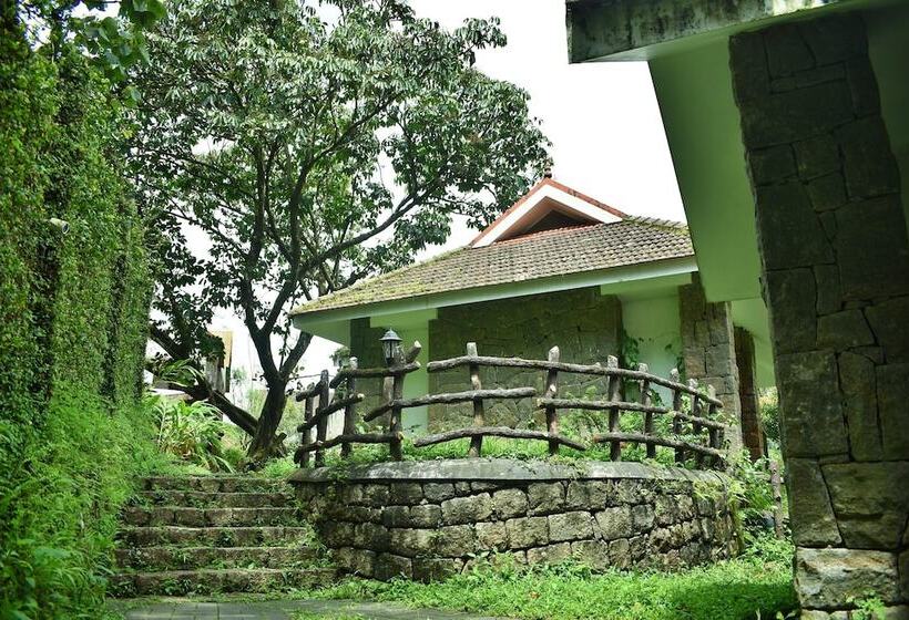 Отель Adrak Summer Sand Hill Resort Vagamon