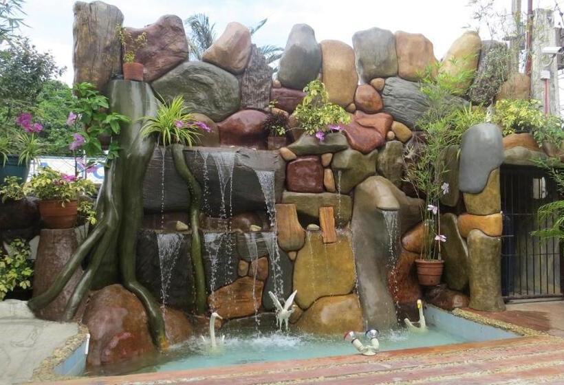 Aerostop Hotel And Restaurant