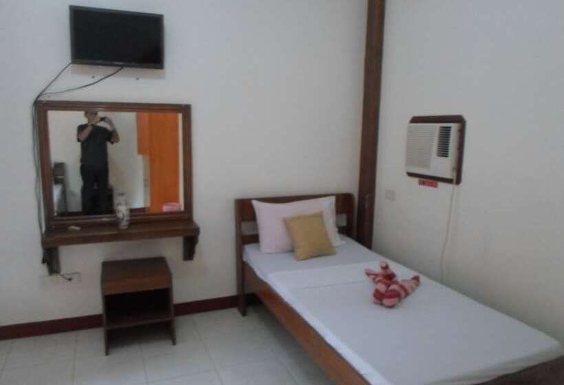 호텔 Agm Beachfront Resort & Resto