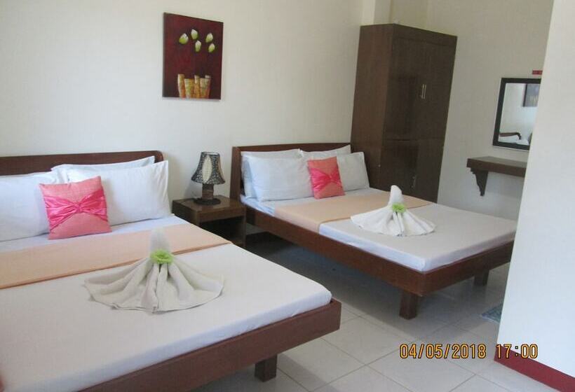 Hotelli Agm Beachfront Resort & Resto