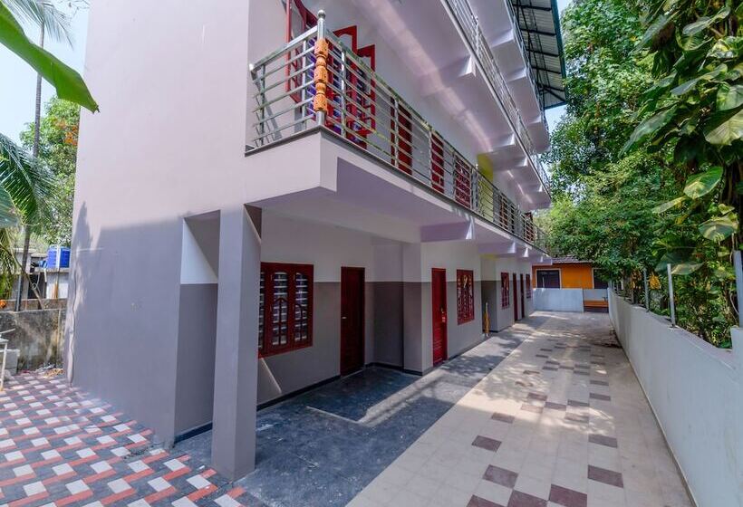 فندق Amare Highway Residency By Oyo Rooms