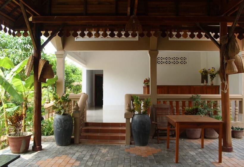בית מלון כפרי Angkor Rest Villa