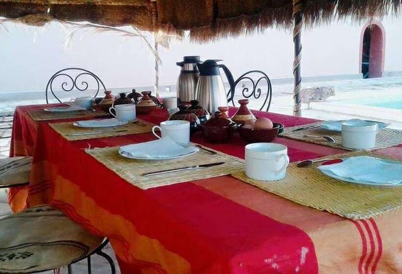 هتل Auberge Ouadjou