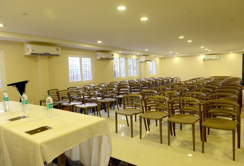 酒店 Awinco International