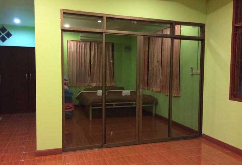 酒店 Bansarapoj Resort