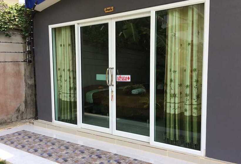 酒店 Bansarapoj Resort