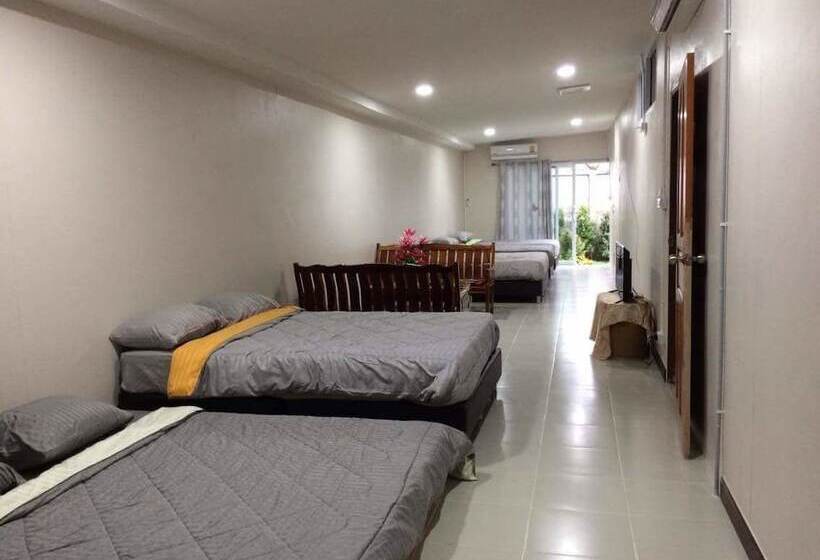 酒店 Bansarapoj Resort