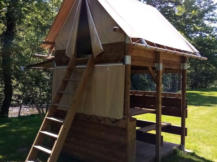 ホテル Camping Les Berges Du Célé