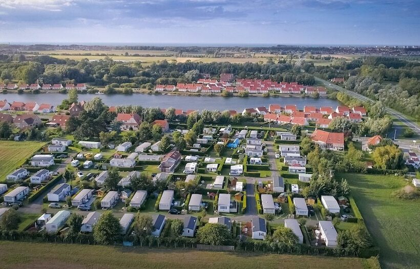 Отель Caravaning Du Lac