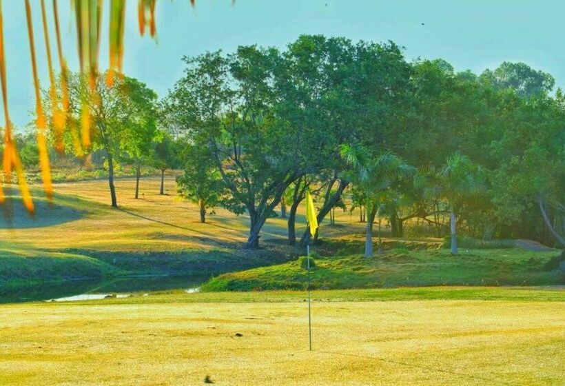 בית מלון כפרי Casita Taylor Gran Pacifica Resort