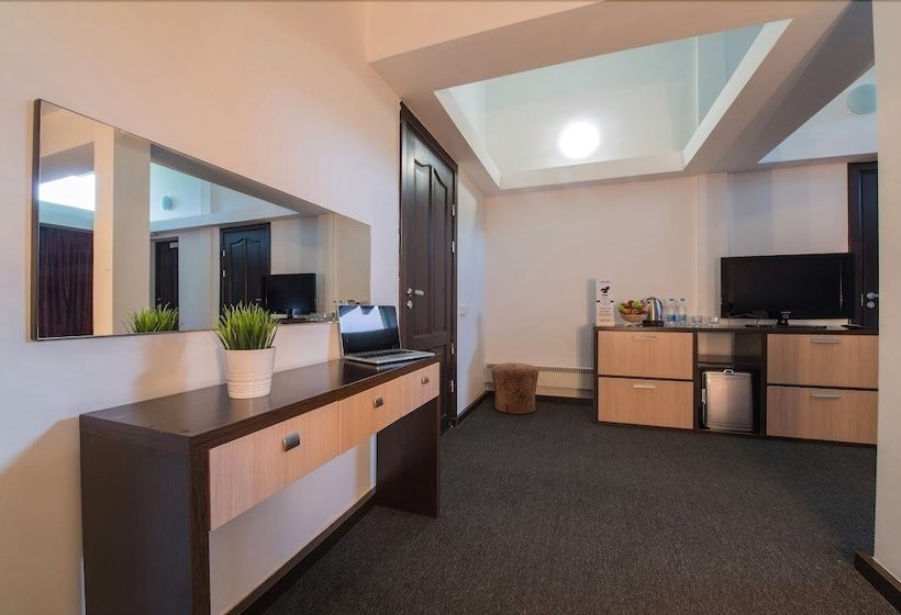 Отель Country Club Davinci Park