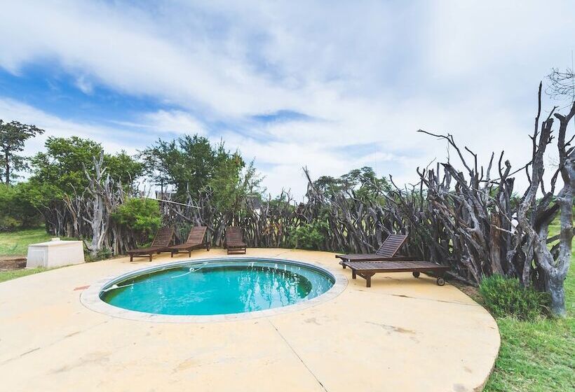 בית מלון כפרי Deruxa Cottages