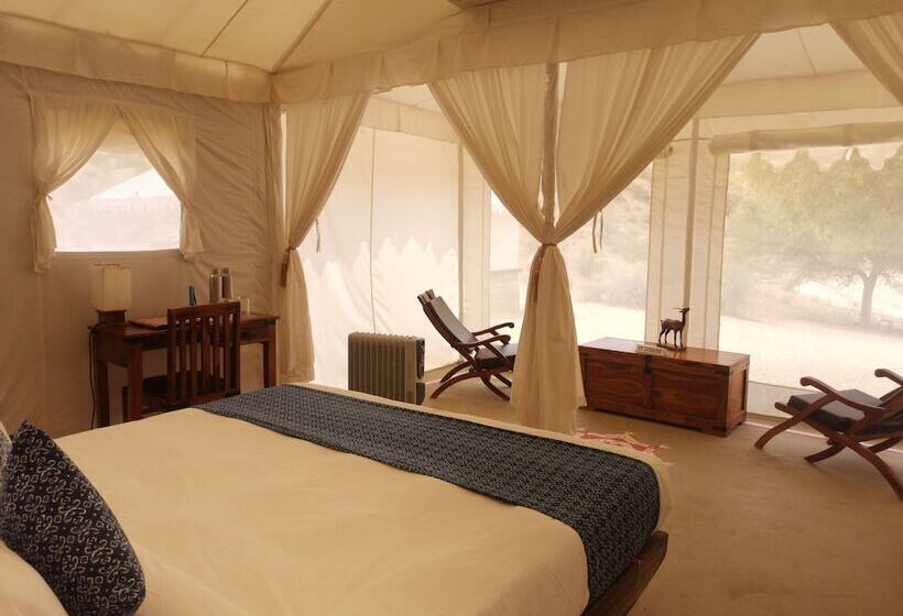 בית מלון כפרי Dhora Desert Resort & Spa By Eight Continents