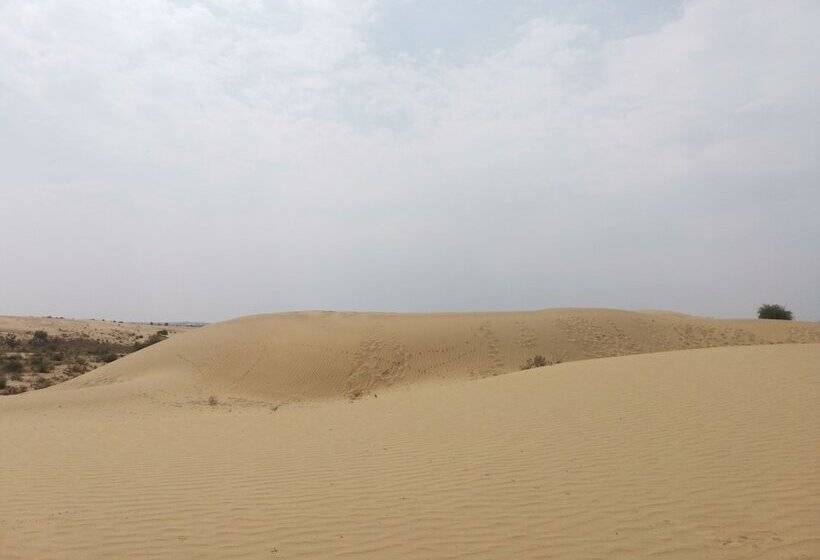 בית מלון כפרי Dhora Desert Resort & Spa By Eight Continents